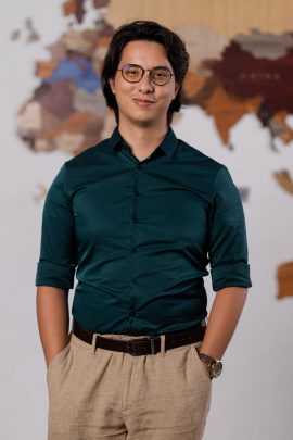 Christian Roy- HS Teacher Christian Roy- HS Teacher